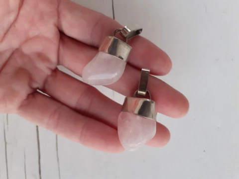 Dije Cuarzo Rosa Y Alpaca - comprar online