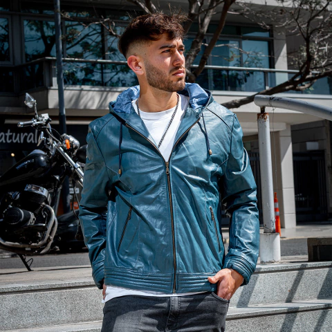 Campera de Cuero con Capucha Azul 06