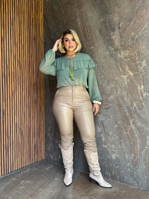 Calça Resinada Flare - comprar online