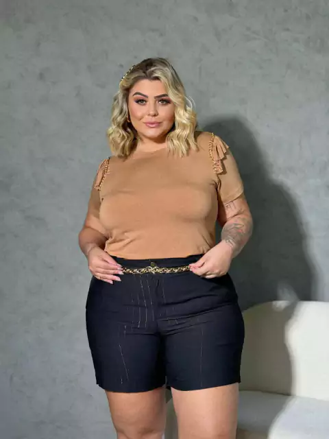 Conjunto Blusa Detalhe Corrente+Short