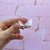 Pin Snitch dorada acrilico en internet