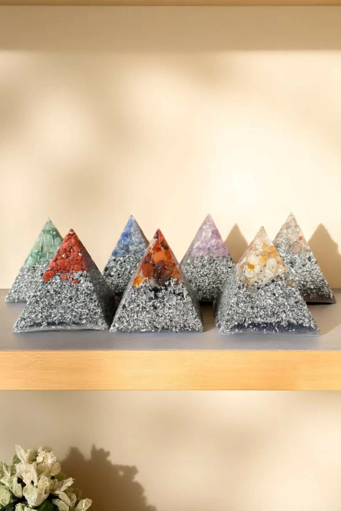 ORGONITAS SET PIRAMIDES PARA ALINEAR CHAKRAS - comprar online
