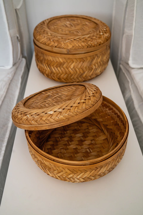 CANASTOS CON TAPA BAMBOO