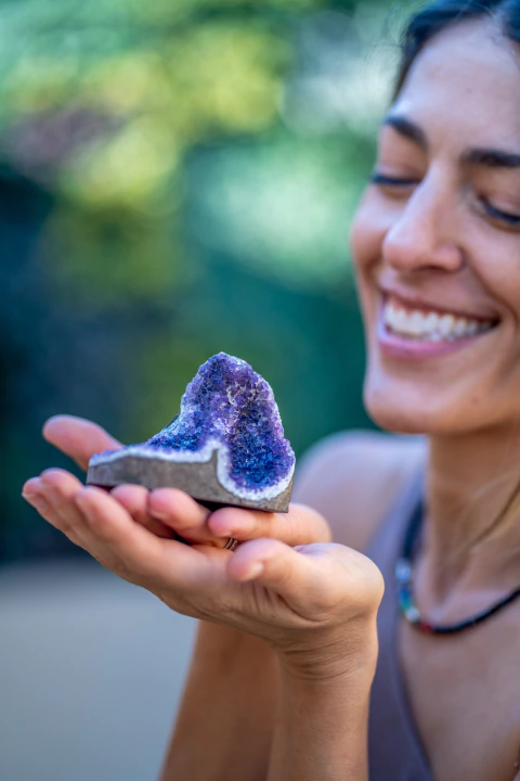 MEDIUM AMETHYST DRUSES WITH BASE - buy online