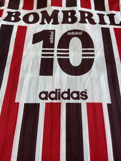 Camisa Sao Paulo 1998 Original Adidas Obs: Possui detalhes, verifiquem nas imagens - comprar online