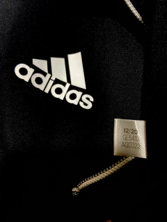 Jaqueta São Paulo Impermeável Adidas 2022 na internet