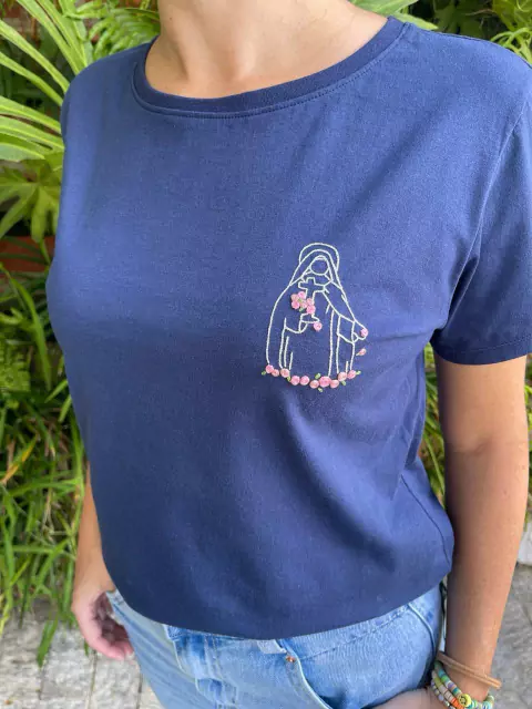 Camiseta Santa Teresinha - azul marinho