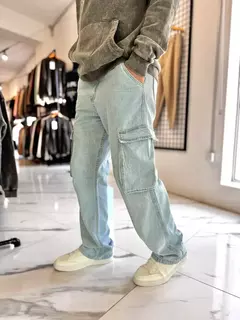 PANTALÓN DE JEAN CARGO + BUZO THE NORTH FACE DE REGALO! ¡OFERTA 2X1!
