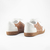 Tênis Cassey em Couro com Tecido Favo Cor Off White/Caramelo - Kuntzler 