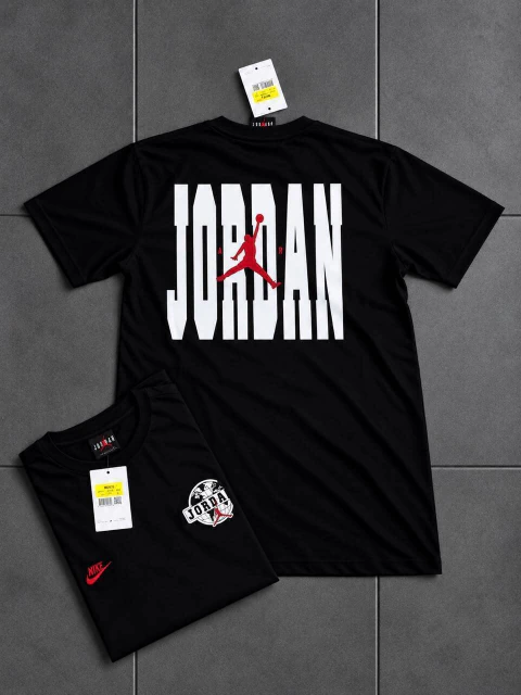 REMERA NIKE X JRD NEGRA