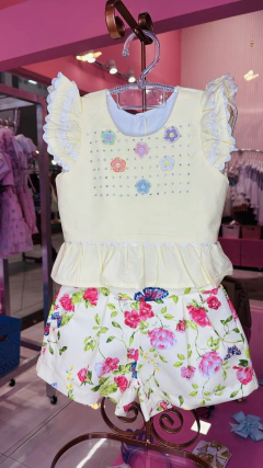 Conjunto Mia na internet