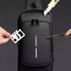 SecureBag® Mini Mochila Antirrobo impermeable USB