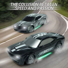 Auto Importado RC DRIFT® a Control Remoto Velocidad rapida 20km/h + Conos y Ruedas Extra de Regalo - Control total, diversión infinita - Compralo Libre