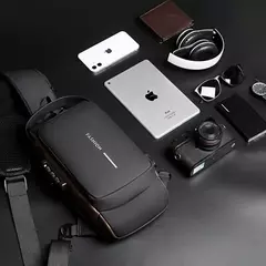 SecureBag® Mini Mochila Antirrobo impermeable USB - tienda online