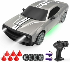 Auto Importado RC DRIFT® a Control Remoto Velocidad rapida 20km/h + Conos y Ruedas Extra de Regalo - Control total, diversión infinita - comprar online