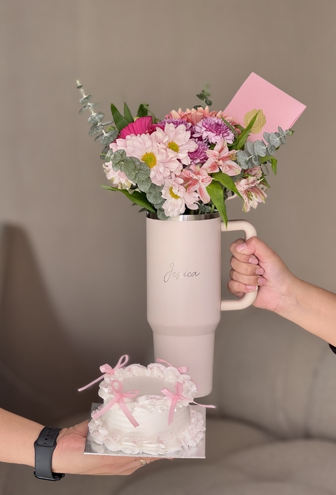 Termo con flores+ mini Cake - comprar en línea