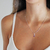 Pingente Menina Pedra Rosa - comprar online
