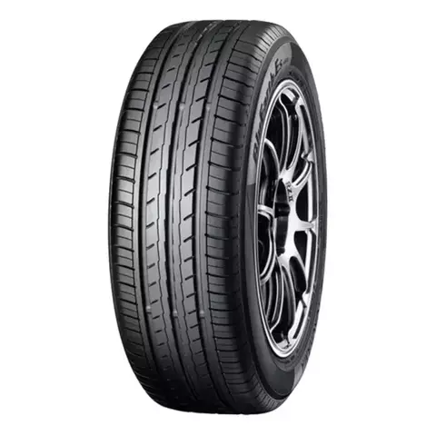 YOKOHAMA 205/65R15 94H ES32 BLUEARTH (10190151) - comprar online