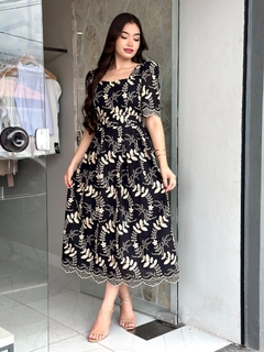 Vestido bordado Nicoly