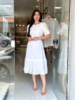 Vestido Bianca midi na internet
