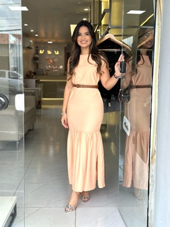 Vestido Helô na internet