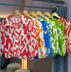 Blusa Lu na internet