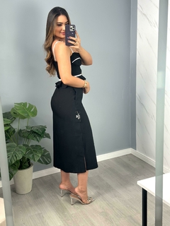 Vestido mídi reto de alça na internet