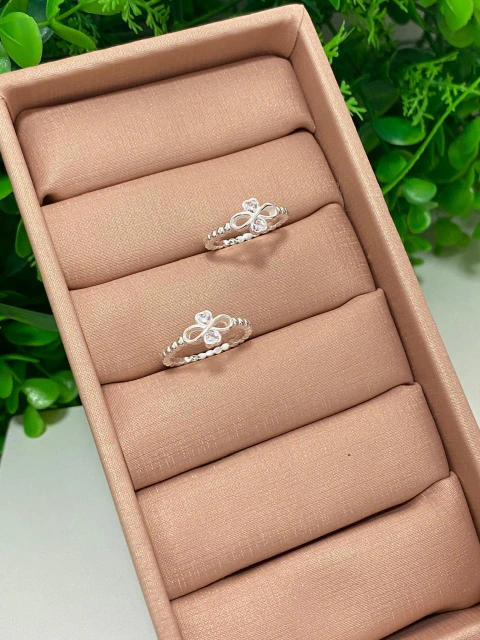 ANEL INFINITO COM CORAÇÃO NA MICRO ZIRCONIA - ANP2076