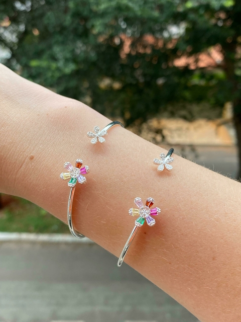 BRACELETE REGULAVEL FLOR NA ZIRCONIA COD CX23237BR