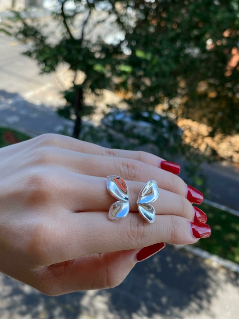 BRINCO FLOR COM DETALHES NA MICRO ZIRCONIA COD CX21250
