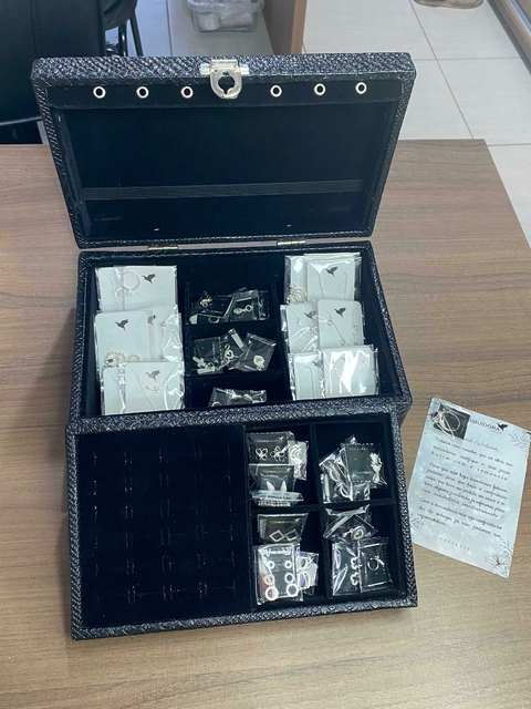 KIT PROFISSIONAL COM 75 VARIADAS JA VAI COM A MALETA DE BRINDE