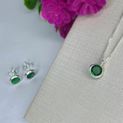 CONJUNTO PONTO LUZ CRAVAÇAO INGLESA NA ZIRCONIA VERDE COD CJP0094