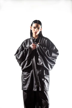 Buzo Haori en internet