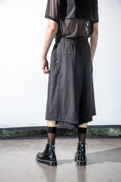 FALDA PANTALON SUEDO en internet