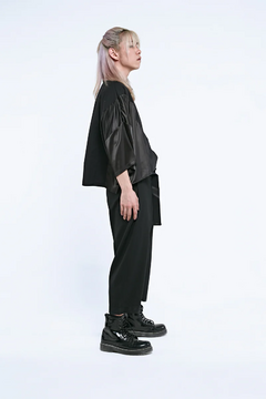 CAMISA CROPPED BAIKARA BLACK - comprar online