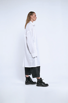 CAMISA OVERSIZE BUGENDAI WHITE - tienda online