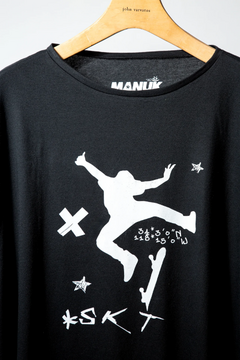 MANUK.TSHIRT/BLACK004 - Panni Margot