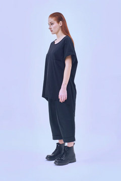 REMERA OVERSIZE PURASU BLACK en internet