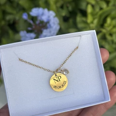 Collar iniciales y fecha - comprar en línea