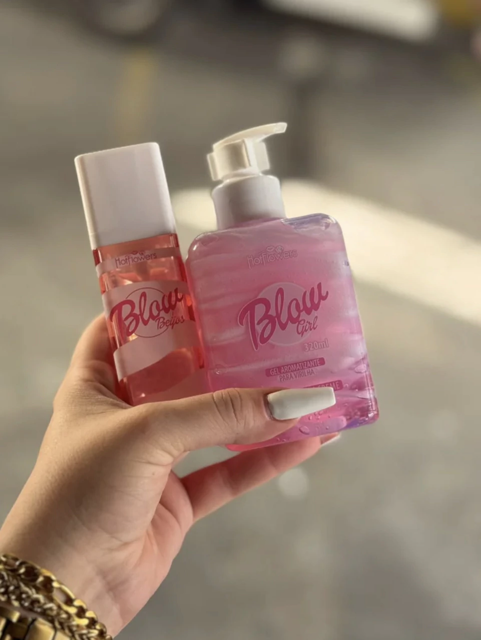 Perfume 30 ml + gel 320 ml Blow girls