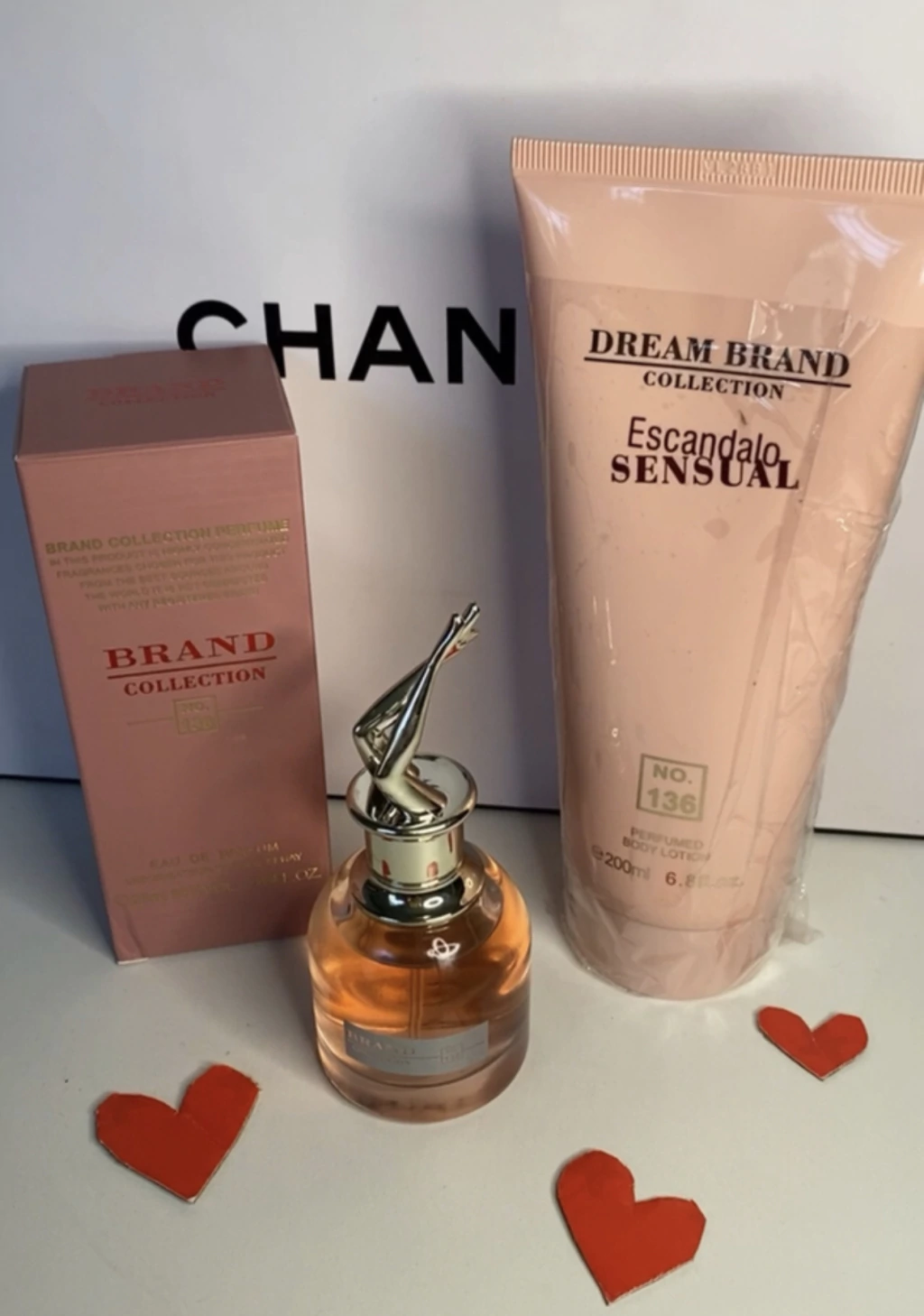 Combo Brand collection 136 Hidratante 200g + perfume 25ml