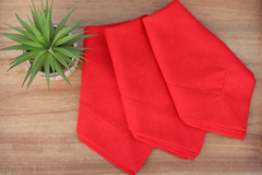 COR =  Vermelho