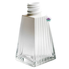 Vidro Queopes Estriado 120ml Branco Degrade Rosca 28/410 (Un) - comprar online