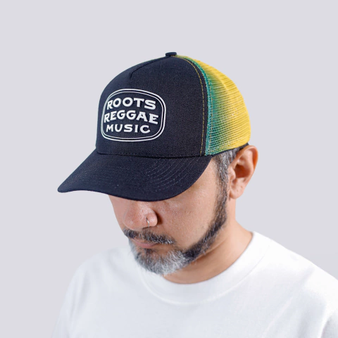 ROOTS REGGAE MUSIC (BONÉ)