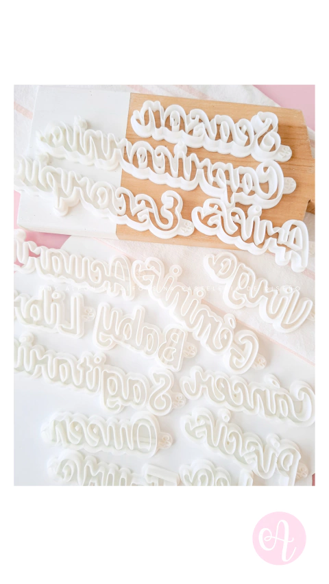 Set Cortantes SIGNOS ZODIACALES PLUS - comprar online