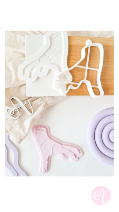 Stamp + Cortante Dedos Merlina en internet