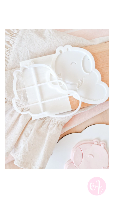 Stamp + Cortante Capybara CUPIDO Muy Alfon - comprar online