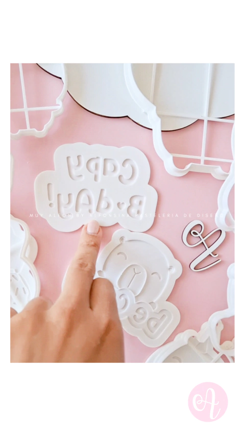 Stamp + Cortante Capy B-Day! Muy Alfon - comprar online