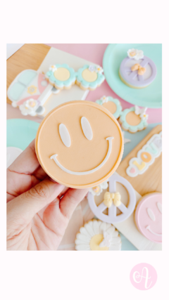 Cortante + Stamp Carita Feliz - comprar online