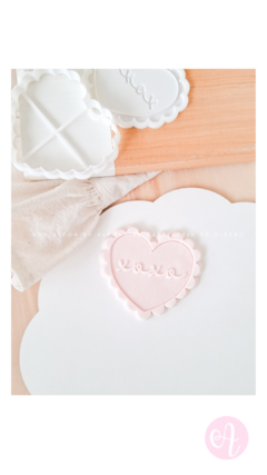 Stamp + Cortante Corazon XOXO on internet